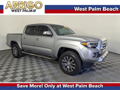 Used 2020 Toyota Tacoma Limited image 1