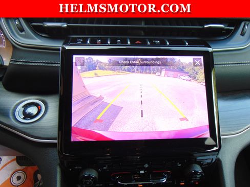 Used 2024 Jeep Grand Cherokee L Limited AWD/4WD image 28