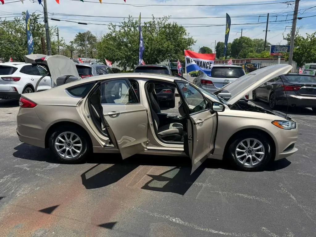 Used 2018 Ford Fusion S FWD image 20