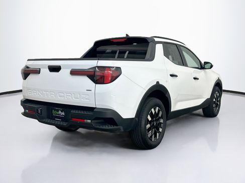 Used 2025 Hyundai Santa Cruz SEL AWD/4WD image 9