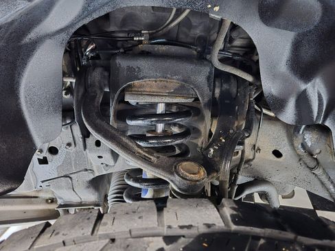 Used 2010 Ford F150 Raptor image 11