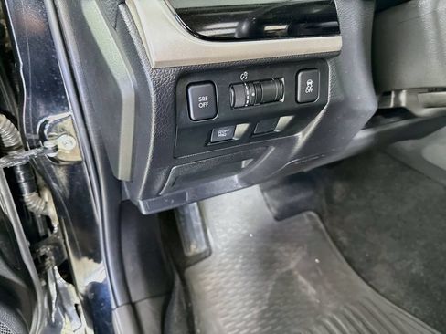 Used 2017 Subaru Crosstrek 2.0i Limited AWD/4WD image 10