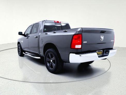 Used 2017 RAM 1500 Classic SLT AWD/4WD image 9