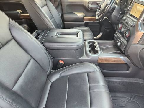 Used 2021 Chevrolet Silverado 1500 High Country w/ Technology Package AWD/4WD image 14