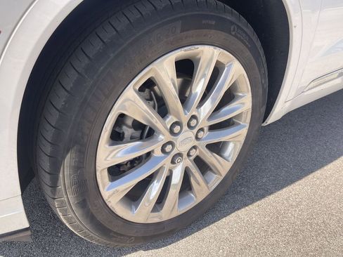 Certified 2023 Cadillac XT6 Premium Luxury w/ LPO, Floor Liner Package AWD/4WD image 2