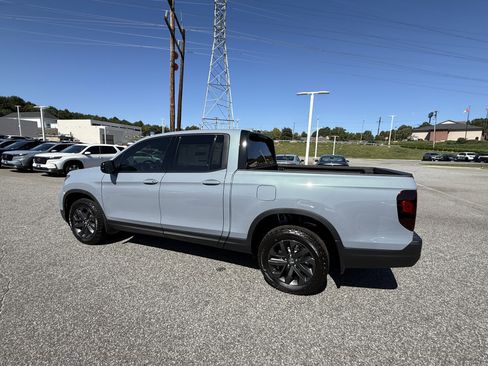 New 2026 Honda Ridgeline Sport image 7