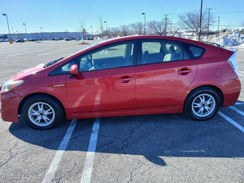 Used 2010 Toyota Prius Five FWD image 3