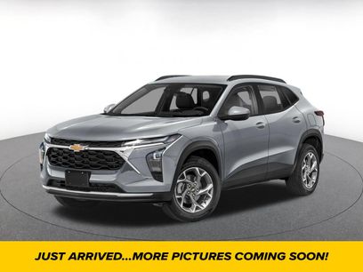 Used 2025 Chevrolet Trax LT