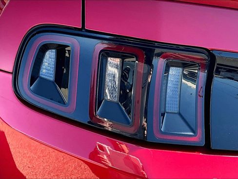 Used 2013 Ford Mustang Premium w/ Comfort Pkg image 30