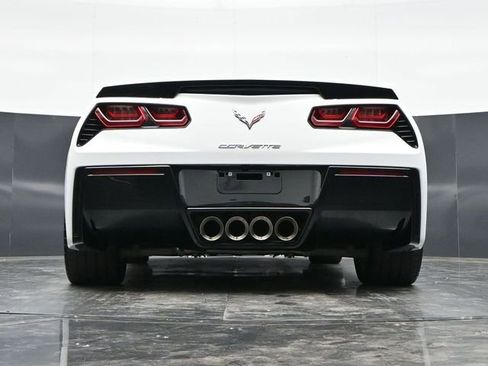 Used 2017 Chevrolet Corvette Stingray Coupe RWD image 39