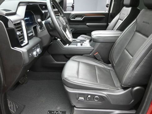 Certified 2024 GMC Sierra 2500 Denali w/ Denali Reserve Package image 17
