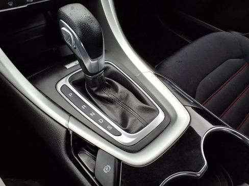 Used 2014 Ford Fusion SE FWD image 28