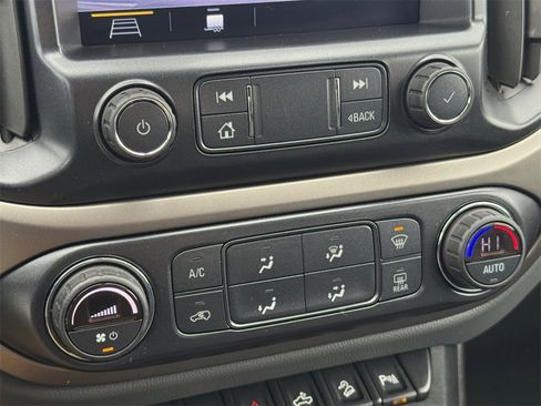 Used 2019 Chevrolet Colorado Z71 image 23