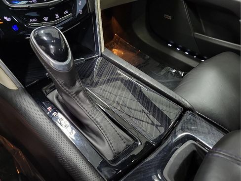 Used 2016 Cadillac XTS Vsport Platinum image 18