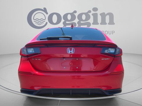 Certified 2024 Honda Civic Sport image 4