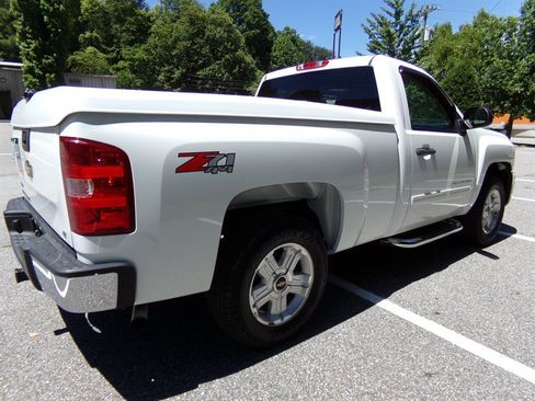 Used 2011 Chevrolet Silverado 1500 LT AWD/4WD image 6