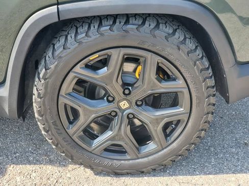 Used 2023 Rivian R1S Adventure AWD/4WD image 7