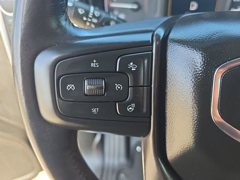 Used 2022 GMC Sierra 2500 AT4 w/ AT4 Preferred Package image 15