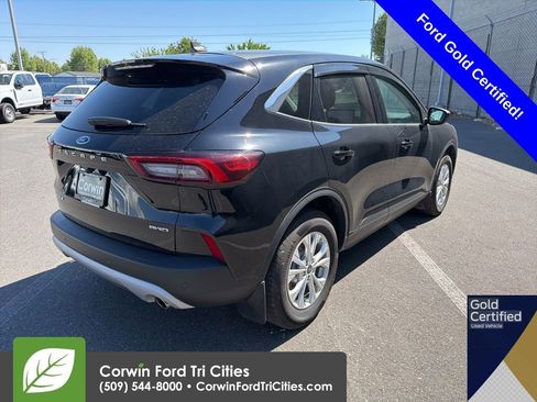 Used 2023 Ford Escape Active w/ Tech Pack #1 AWD/4WD image 5