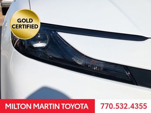 Used 2025 Toyota Camry SE image 10