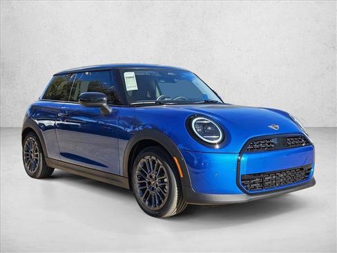 Used 2026 MINI Cooper 2-Door Hardtop FWD image 6