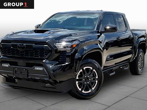 Used 2025 Toyota Tacoma TRD Sport RWD image 1