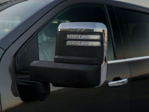 Used 2020 Chevrolet Silverado 2500 High Country w/ Z71 Off-Road Package image 20