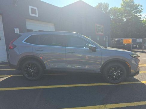 Used 2024 Honda CR-V Sport image 5
