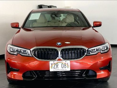 Used 2020 BMW 330i Sedan w/ Convenience Package RWD image 3