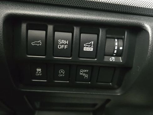 Used 2021 Subaru Forester Limited image 38