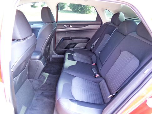 Used 2025 Kia K5 LXS FWD image 6