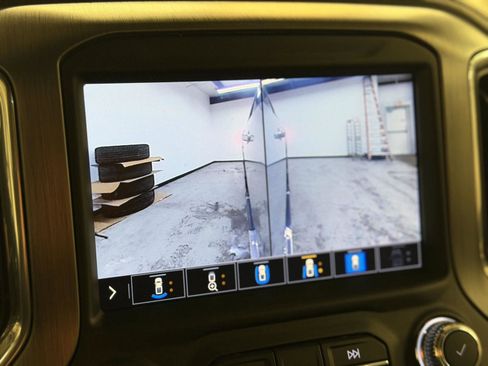 Certified 2021 GMC Sierra 3500 Denali w/ Denali Ultimate Package image 56