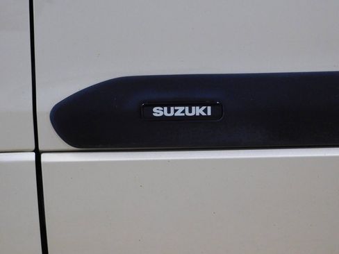 Used 2007 Suzuki Grand Vitara Luxury image 24