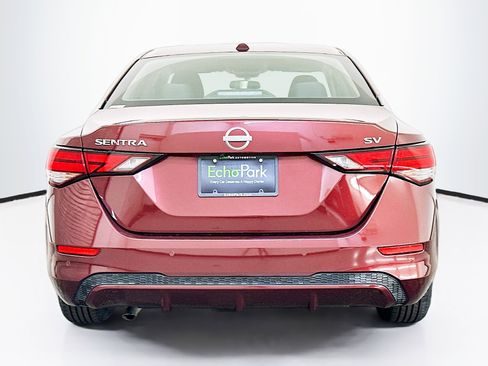 Used 2024 Nissan Sentra SV image 7