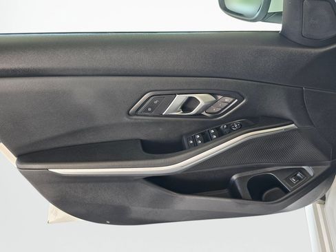 Used 2025 BMW 330i Sedan RWD image 31
