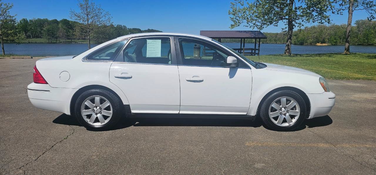 Used 2007 Ford Five Hundred SEL FWD image 4