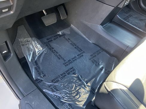 Certified 2025 Honda Odyssey EX-L image 18