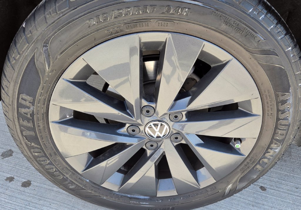 Certified 2023 Volkswagen Taos S FWD image 10