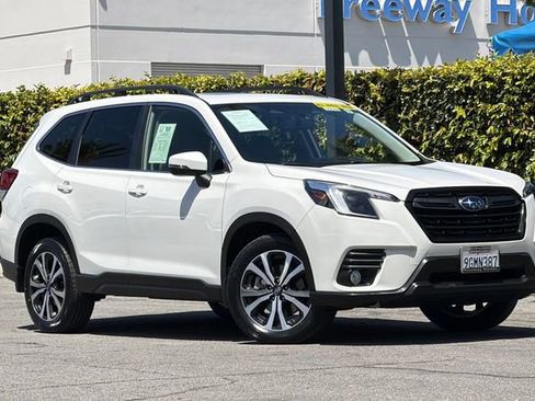 Used 2023 Subaru Forester Limited AWD/4WD image 2