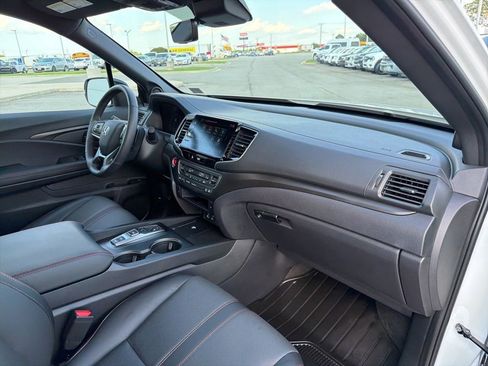 Used 2026 Honda Ridgeline TrailSport image 23