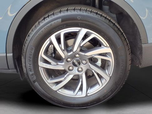 Used 2023 Lincoln Corsair FWD w/ Equipment Group 101A image 7