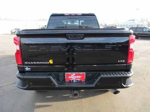 Used 2021 Chevrolet Silverado 2500 LTZ w/ Carhartt Edition image 7