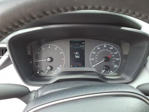 Used 2024 Toyota Corolla SE w/ SE Convenience Package FWD image 7