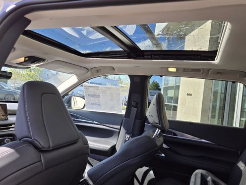 New 2026 INFINITI QX60 Luxe w/ Cargo Package AWD/4WD image 10