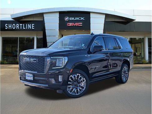 Used 2023 GMC Yukon Denali Ultimate AWD/4WD image 8