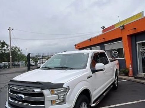 Used 2016 Ford F150 Lariat w/ Equipment Group 501A Mid AWD/4WD image 3