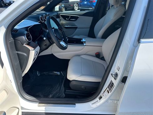 Certified 2026 Mercedes-Benz GLC 300 4MATIC image 9
