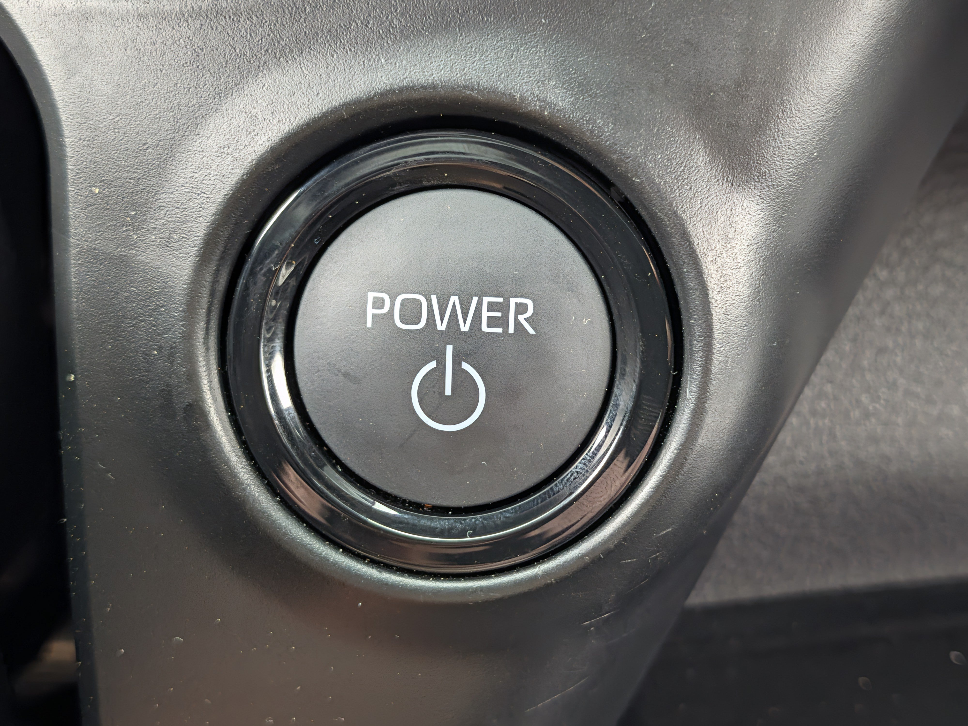 Used 2025 Toyota Sienna Platinum AWD/4WD image 34