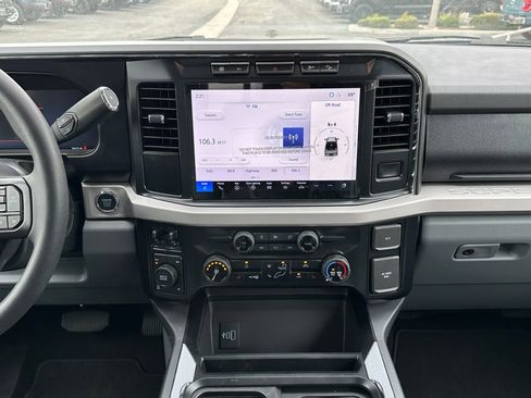 Used 2024 Ford F250 XLT w/ Black Appearance Package AWD/4WD image 21