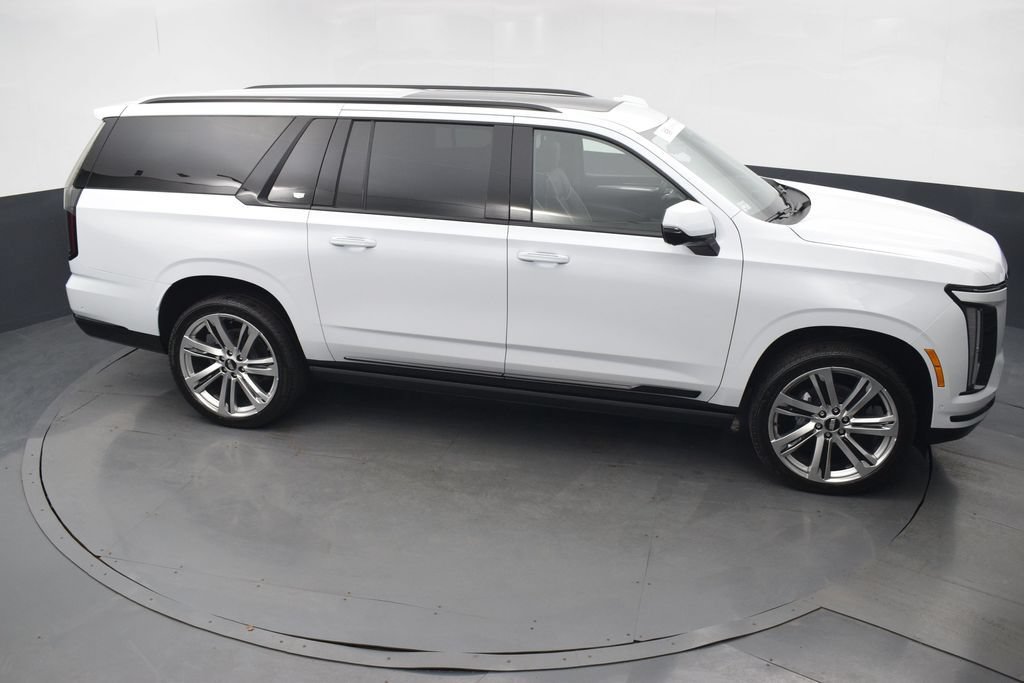 Certified 2026 Cadillac Escalade ESV Sport w/ Touring Package AWD/4WD image 45